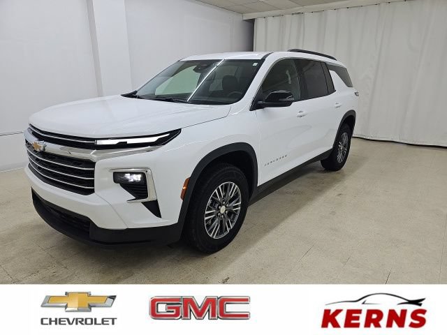 Used 2025 Chevrolet Traverse LT AWD/4WD image 1