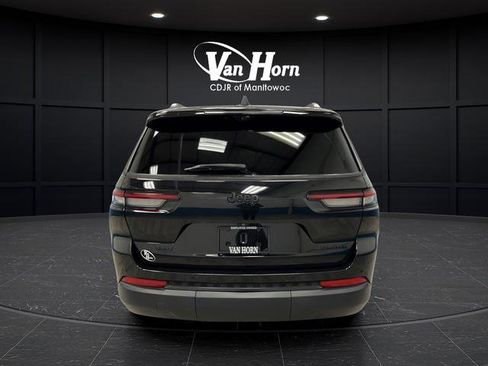 Used 2023 Jeep Grand Cherokee L Limited w/ Luxury Tech Group II AWD/4WD image 6