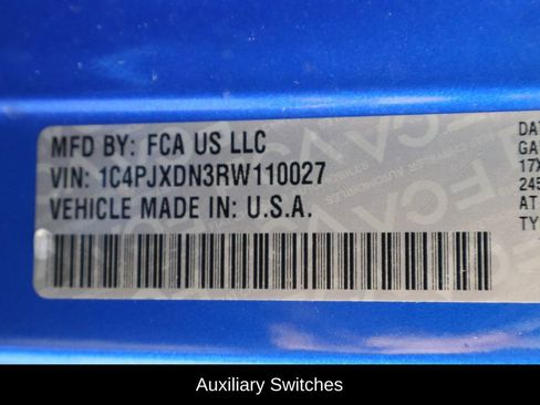 Used 2024 Jeep Wrangler Sport S image 33