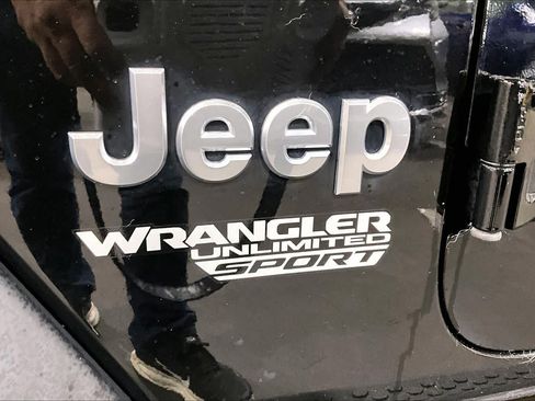 Used 2020 Jeep Wrangler Unlimited Sport S AWD/4WD image 10