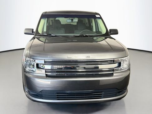 Used 2019 Ford Flex SE FWD image 2