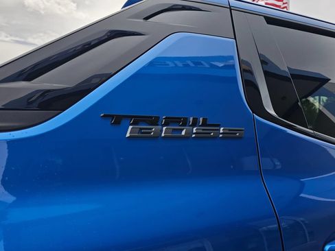 Used 2026 Chevrolet Silverado EV Trail Boss AWD/4WD image 16