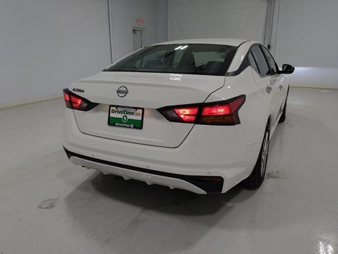 Used 2024 Nissan Altima 2.5 S image 7