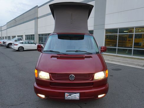 Used 2003 Volkswagen Eurovan MV image 2