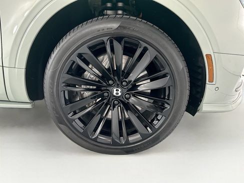 Used 2023 Bentley Bentayga Speed AWD/4WD image 31