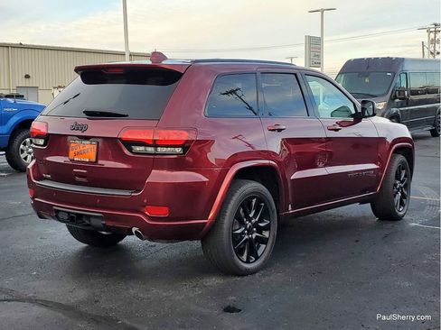 Used 2019 Jeep Grand Cherokee Altitude image 14
