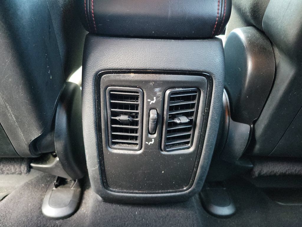 Used 2023 Dodge Durango GT RWD image 13