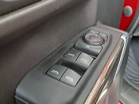 Used 2021 Chevrolet Silverado 1500 LT Trail Boss w/ LPO, Dark Essentials Package AWD/4WD image 22