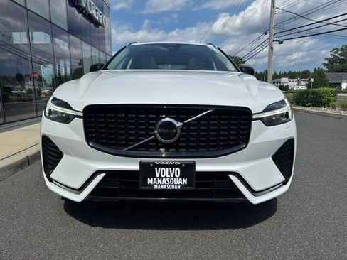 Used 2024 Volvo XC60 B5 Core w/ Climate Package AWD/4WD image 7