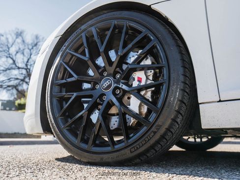 Used 2015 Audi R8 V8 w/ Full Leather Package image 60