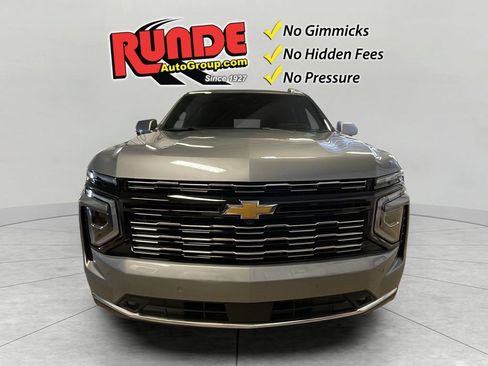 New 2026 Chevrolet Suburban High Country w/ Sun And Tow Package image 8