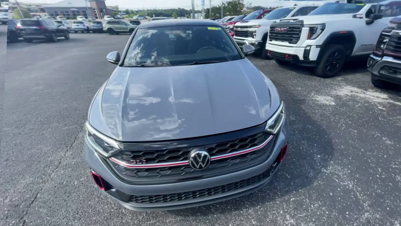Used 2024 Volkswagen Jetta GLI Autobahn FWD image 4