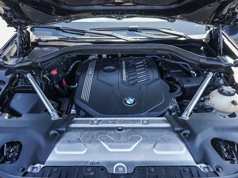 Certified 2024 BMW X4 M40i w/ Shadowloine Package AWD/4WD image 26