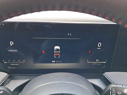 New 2025 Nissan Kicks SR image 16