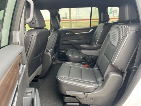 New 2026 GMC Acadia Denali image 22