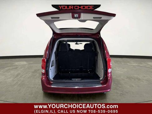 Used 2016 Dodge Grand Caravan SE w/ Quick Order Package 29E SE FWD image 5