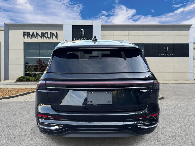 Used 2024 Lincoln Nautilus Reserve AWD/4WD image 6