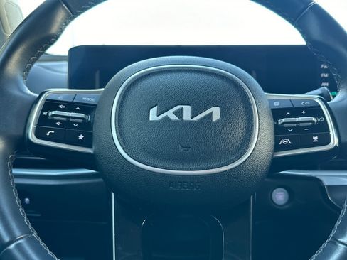 Used 2024 Kia Sorento SX AWD/4WD image 25