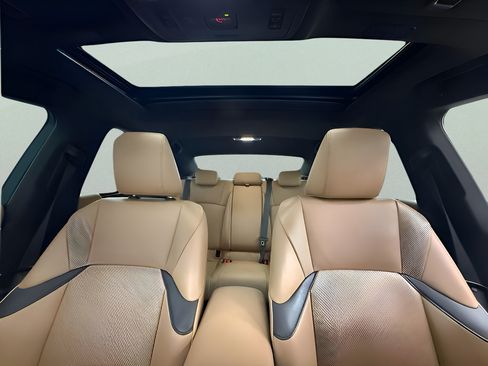 Used 2021 Lexus ES 350 w/ Premium Package FWD image 16