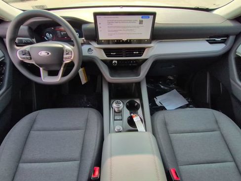 New 2026 Ford Explorer Active AWD/4WD image 15