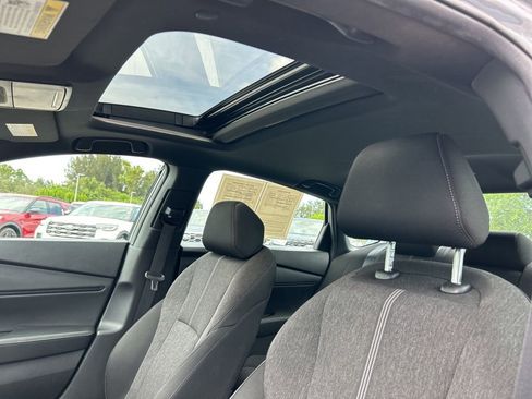 Used 2023 Honda Accord Sport image 15