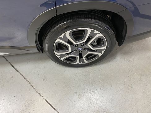 Used 2025 Subaru Ascent Touring w/ Popular Package #2 image 12