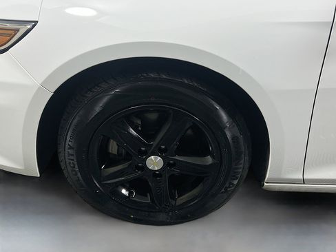 Used 2023 Chevrolet Malibu LS image 13