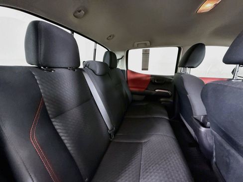 Certified 2021 Toyota Tacoma SR5 RWD image 34