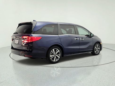 Used 2023 Honda Odyssey Touring image 5