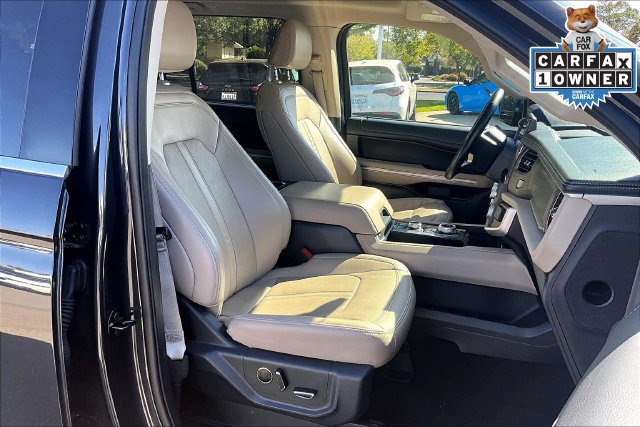 Used 2024 Ford Expedition Max Limited AWD/4WD image 7