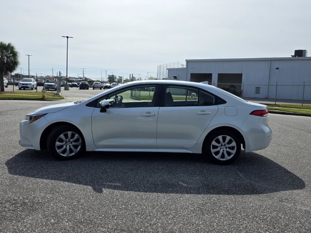 Certified 2023 Toyota Corolla LE FWD image 6