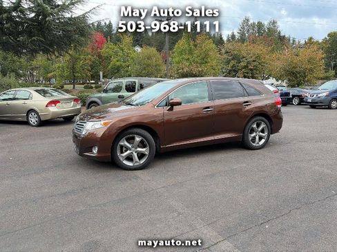 Used 2011 Toyota Venza AWD image 1