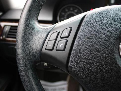 Used 2011 BMW 328i xDrive Sedan w/ Premium Pkg image 8