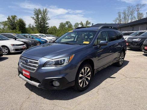 Used 2015 Subaru Outback 2.5i Limited AWD/4WD image 3