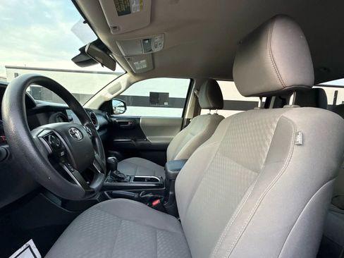 Used 2021 Toyota Tacoma SR image 13