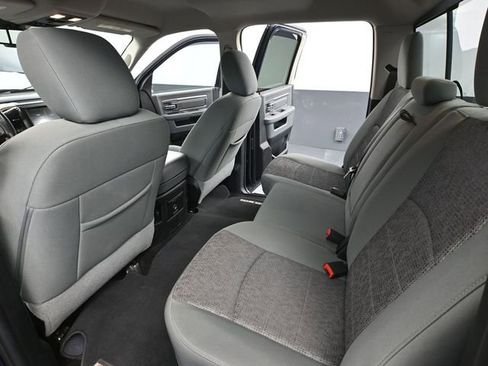 Used 2015 RAM 2500 Big Horn image 39