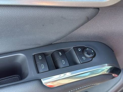 New 2026 Chevrolet Traverse LT w/ Sun and Wheel Package image 12