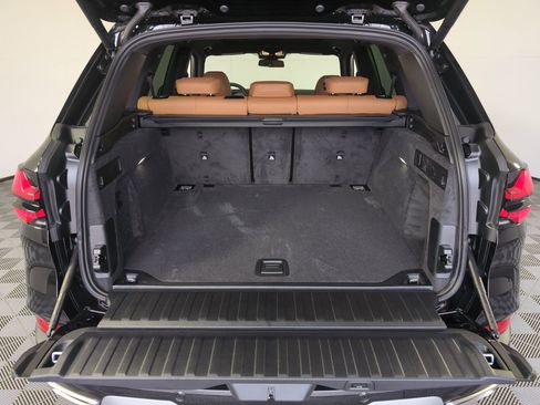 Used 2026 BMW X5 sDrive40i w/ Premium Package image 28