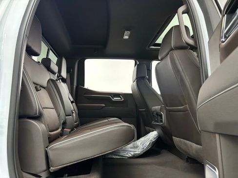 New 2026 GMC Sierra 1500 Denali w/ Denali Reserve Package image 39