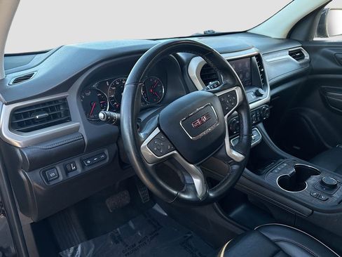 Used 2023 GMC Acadia Denali w/ Black Diamond Edition image 9