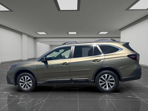 Used 2020 Subaru Outback Premium AWD/4WD image 7