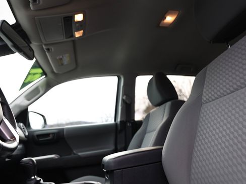 Used 2021 Toyota Tacoma SR5 image 22