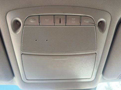 Used 2019 Nissan Rogue SV FWD image 23