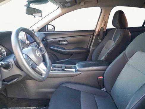 Used 2024 Nissan Sentra SV image 18