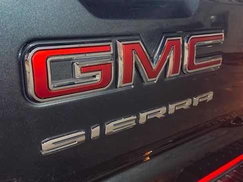 Used 2020 GMC Sierra 1500 SLE w/ SLE Value Package image 11