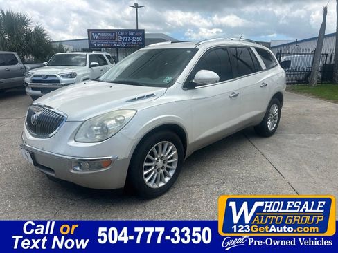 Used 2012 Buick Enclave Leather FWD image 1