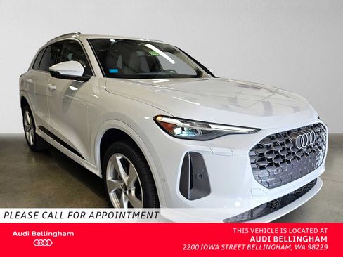 Used 2025 Audi Q5 Premium Plus AWD/4WD image 1