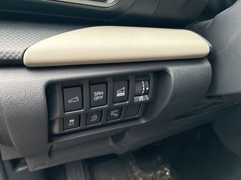 Used 2024 Subaru Forester Limited AWD/4WD image 7