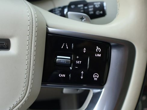 Used 2023 Land Rover Range Rover Autobiography AWD/4WD image 22
