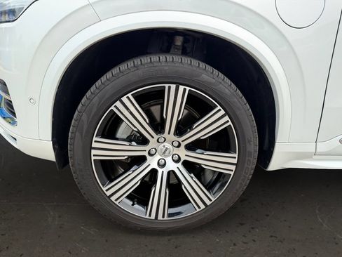 Certified 2024 Volvo XC90 T8 Plus w/ Protection Package Premier AWD/4WD image 27